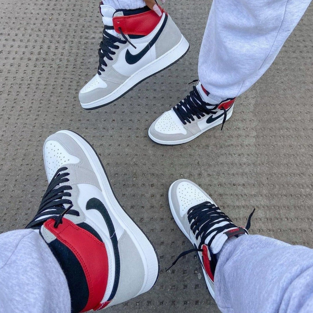 Air Jordan 1 High 'Light Smoke Grey'